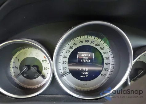 2013 Mercedes-Benz C 250 Sport z USA, uszkodzony, nr VIN WDDGF4HB4DA853422